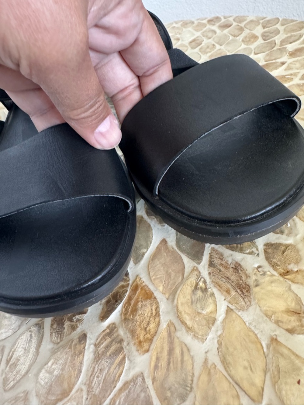SOREL Ella II Black Leather Crisscross Sandal size 8 - Picture 9 of 11